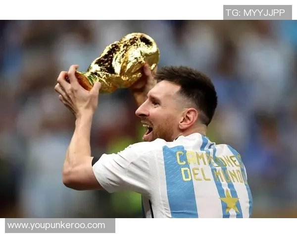 足球巨星背后的心酸历程荣耀背后难以言说的泪水故事